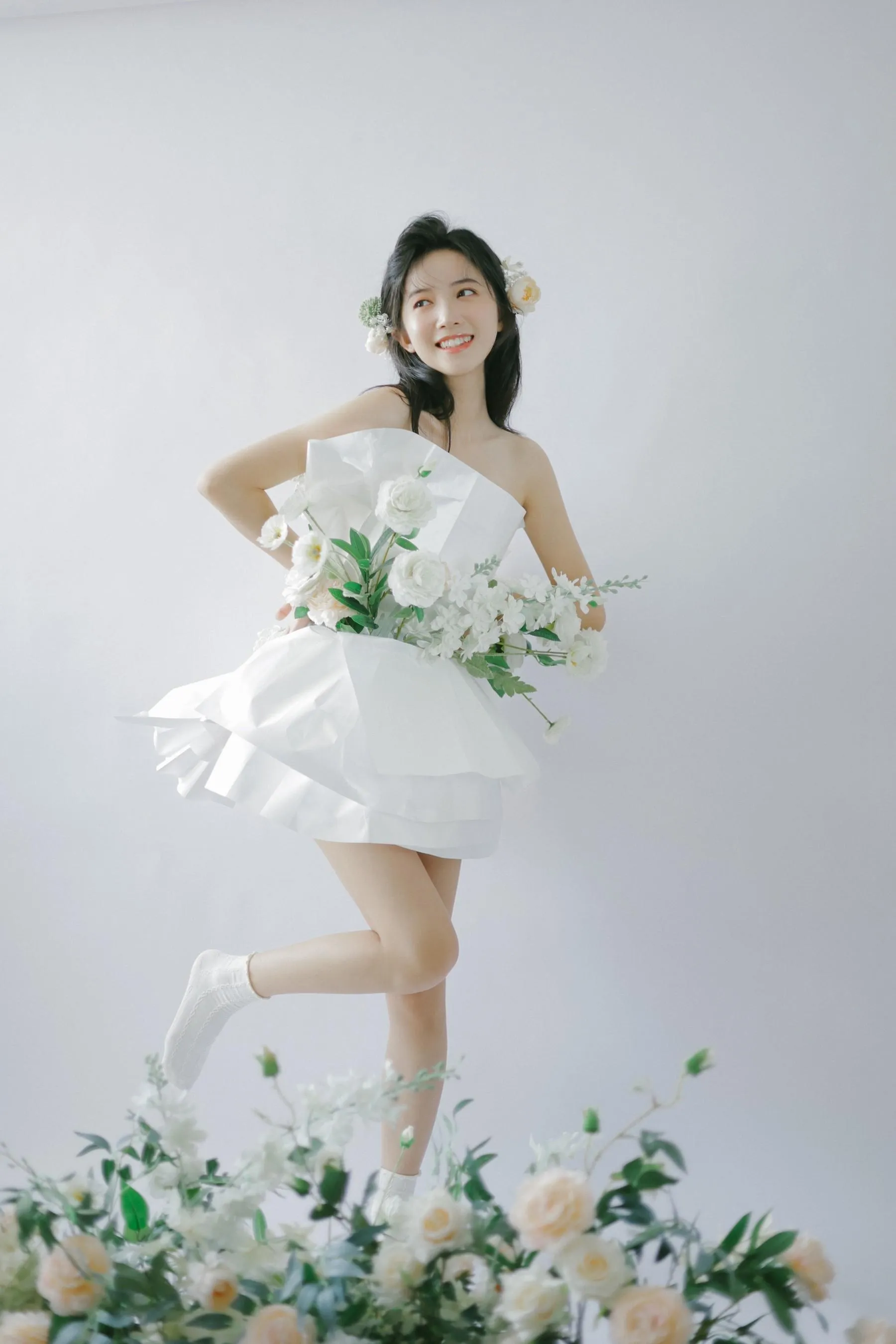[YITUYU艺图语]2022.07.26 花束女孩 一只阿梦崽 [32P]插图5